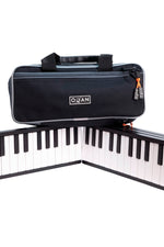 CARRY ON BLACK KIT: PIANO 88 BLACK + OQAN BAG