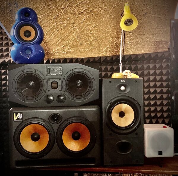 LOTTO MONITOR DA STUDIO - immagine 2