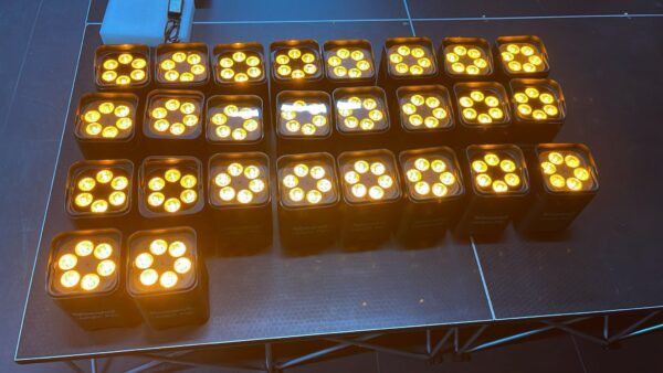 LOTTO FARI A BATTERIA SHOWTECH E BEAM-Z
