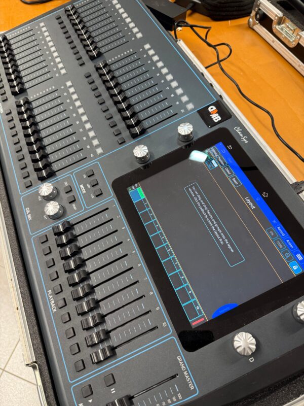 ChamSys QUICK Q30 MIXER LUCI + CASE
