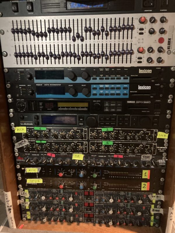 Rack outboard lexicon dbx drawmer bss klark teknik