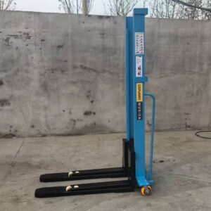 Elevatore Elettrico LIFT 1000 – La potenza del litio per movimentare una tonnellata in totale sicurezza