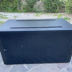 01 MEYER SOUND HP600